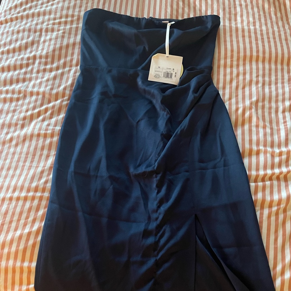 Strapless navy blue midi